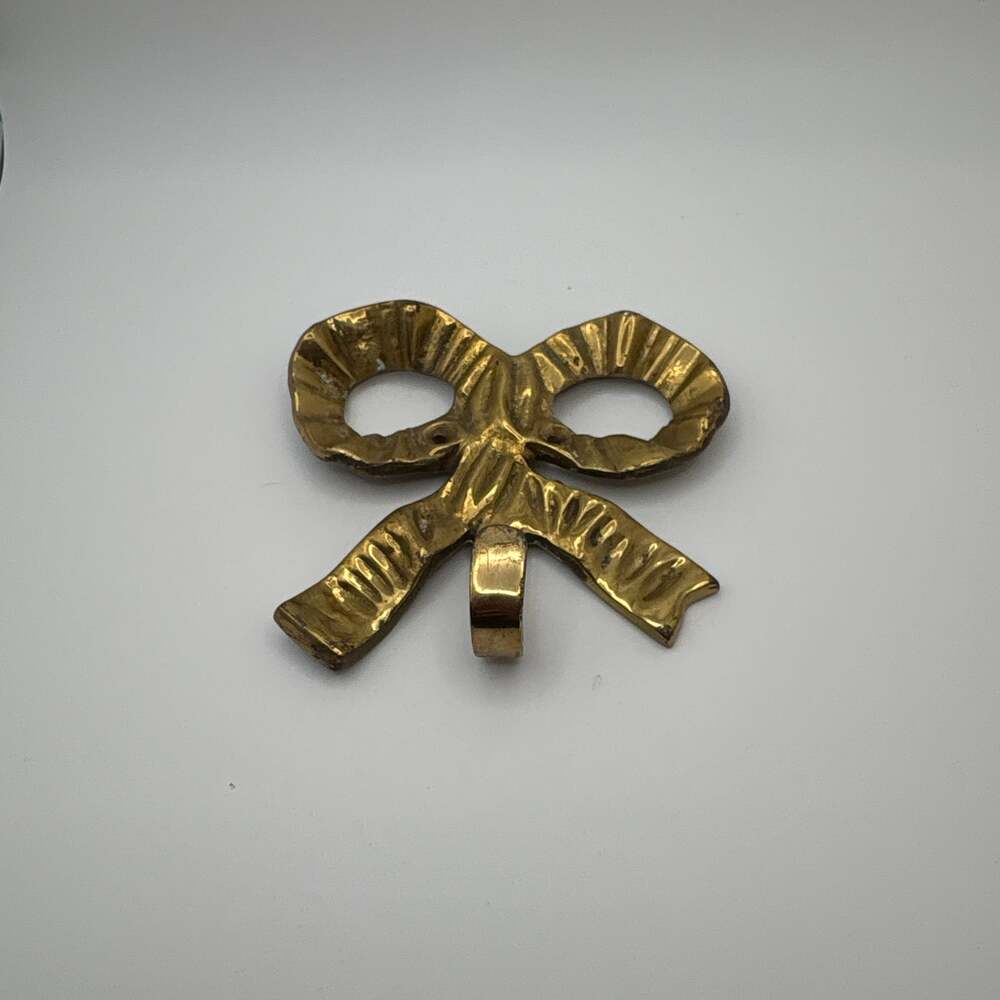 SOLD Vintage Brass Ribbon bow Wall Hanging Decor Hollywood Regency Toppers SOLD
